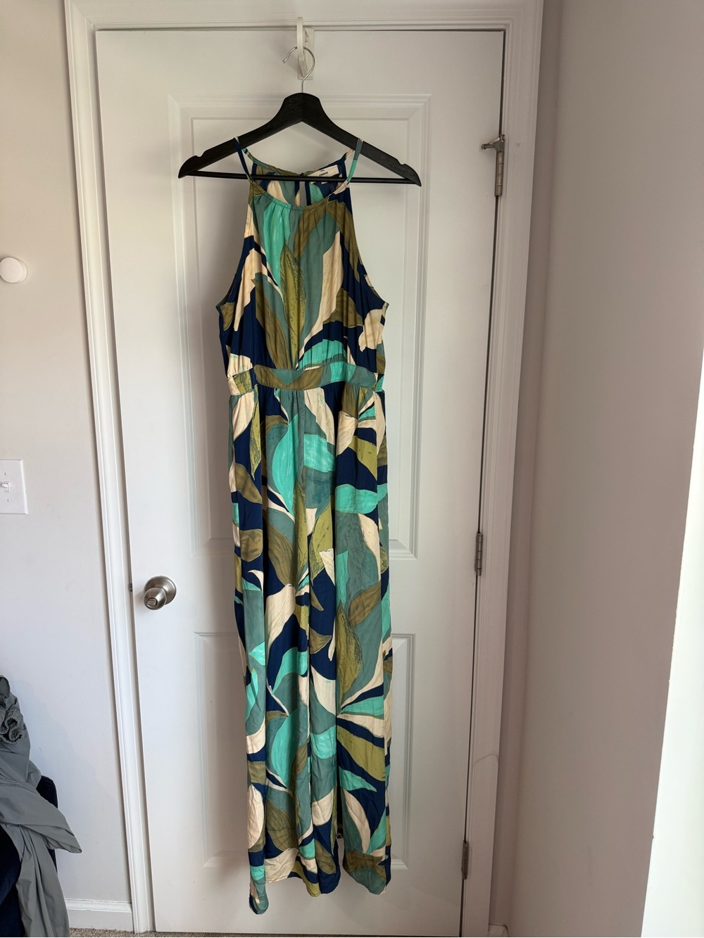 entro Teal, Navy & Cream Leaf-Print Halter Jumpsuit with Olive Accents